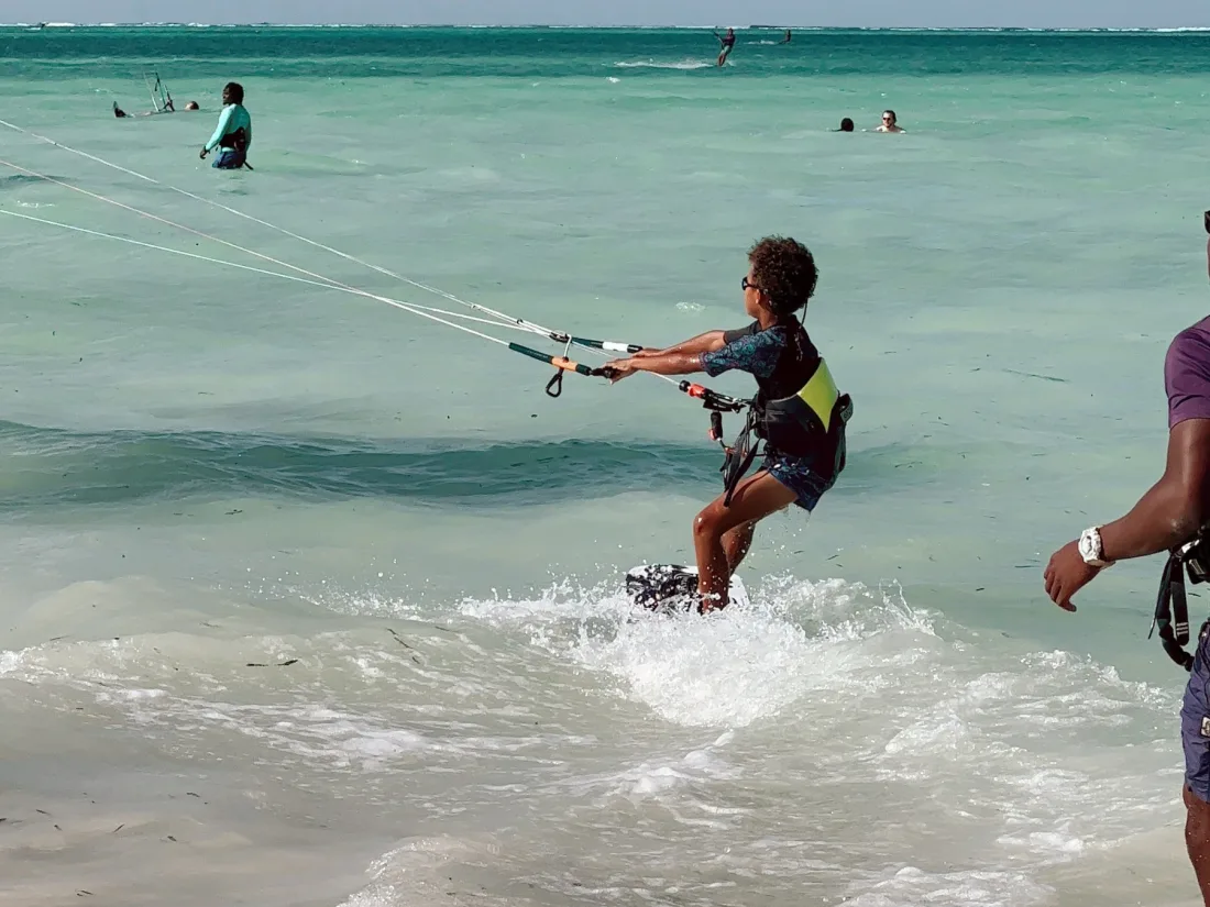 Semi-private kite lesson for two
